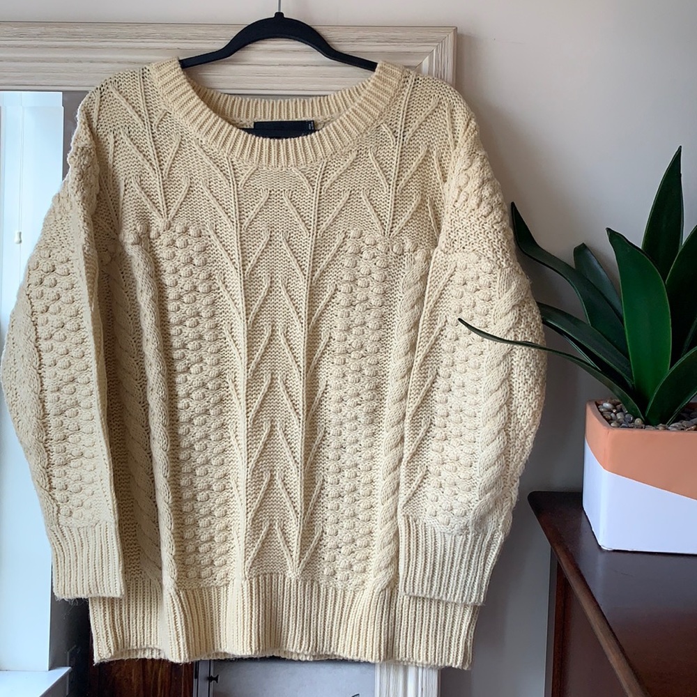 MINKPINK cream cable knit cardigan sweater (XS) ✨